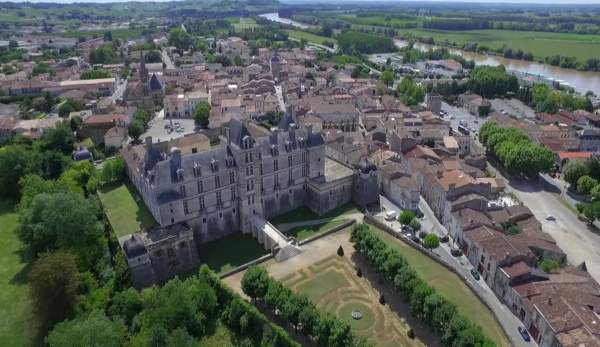 petite cite caractere sud bordeaux gironde